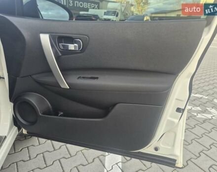Ниссан Кашкай 2013 в Тернополе на Automoto.ua Белый Ниссан Кашкай, объемом двигателя 2 л и пробегом 135 тыс. км за 10900 $, фото 26 на Automoto.ua