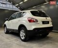 Білий Ніссан Кашкай, об'ємом двигуна 1.6 л та пробігом 141 тис. км за 10000 $, фото 9 на Automoto.ua