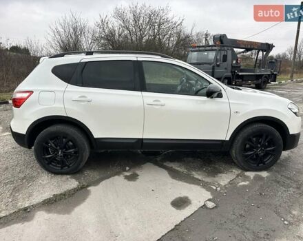 Белый Ниссан Кашкай, объемом двигателя 1.46 л и пробегом 225 тыс. км за 12350 $, фото 18 на Automoto.ua