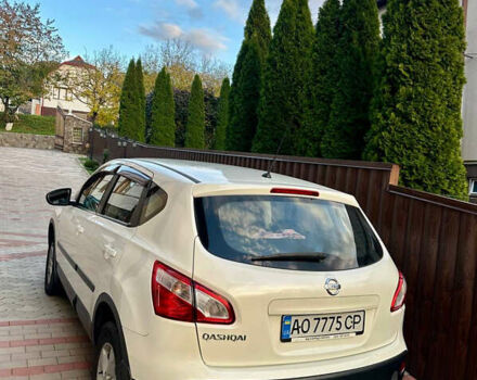 Білий Ніссан Кашкай, об'ємом двигуна 1.6 л та пробігом 159 тис. км за 11500 $, фото 2 на Automoto.ua