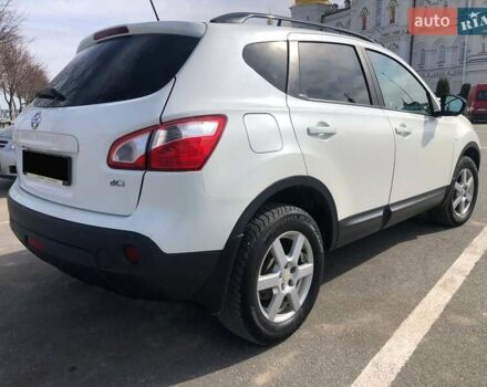 Белый Ниссан Кашкай, объемом двигателя 2 л и пробегом 265 тыс. км за 12500 $, фото 3 на Automoto.ua