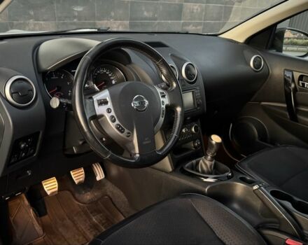 Белый Ниссан Кашкай, объемом двигателя 1.6 л и пробегом 231 тыс. км за 12399 $, фото 11 на Automoto.ua