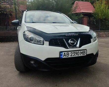 Белый Ниссан Кашкай, объемом двигателя 1.6 л и пробегом 200 тыс. км за 11300 $, фото 4 на Automoto.ua