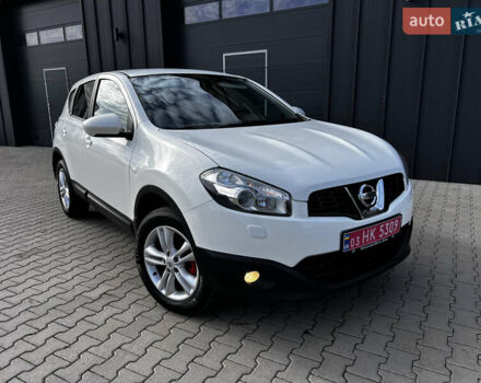 Белый Ниссан Кашкай, объемом двигателя 1.5 л и пробегом 229 тыс. км за 11600 $, фото 5 на Automoto.ua