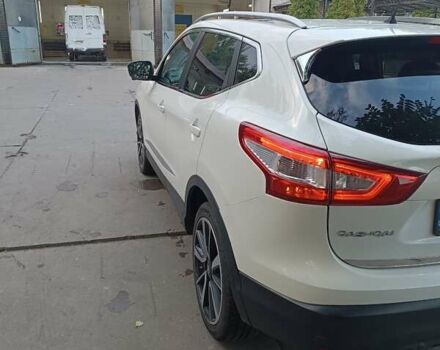 Белый Ниссан Кашкай, объемом двигателя 1.46 л и пробегом 211 тыс. км за 14300 $, фото 3 на Automoto.ua