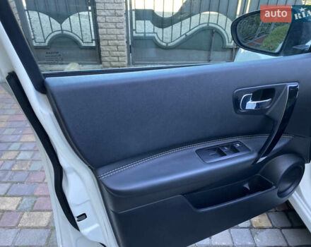 Білий Ніссан Кашкай, об'ємом двигуна 1.5 л та пробігом 219 тис. км за 11899 $, фото 27 на Automoto.ua