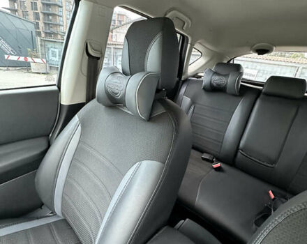 Белый Ниссан Кашкай, объемом двигателя 2 л и пробегом 153 тыс. км за 12500 $, фото 22 на Automoto.ua