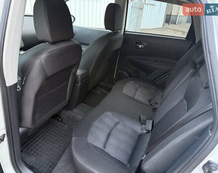 Белый Ниссан Кашкай, объемом двигателя 2 л и пробегом 118 тыс. км за 13500 $, фото 10 на Automoto.ua