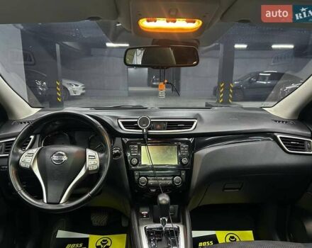 Ніссан Кашкай 2014 у Чернівцях на Automoto.ua Білий Ніссан Кашкай, об'ємом двигуна 1.6 л та пробігом 220 тис. км за 15000 $, фото 14 на Automoto.ua