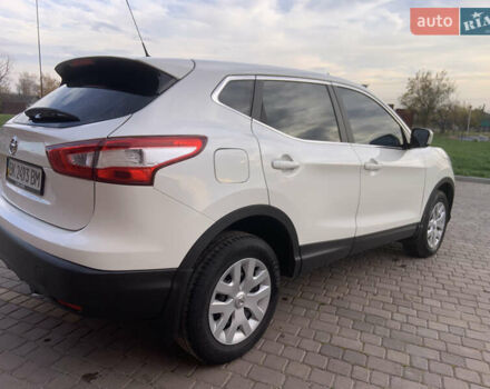 Белый Ниссан Кашкай, объемом двигателя 1.2 л и пробегом 140 тыс. км за 10850 $, фото 11 на Automoto.ua