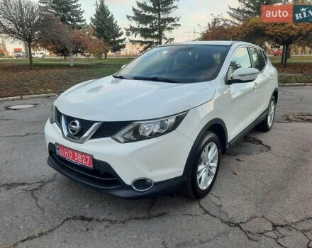 Белый Ниссан Кашкай, объемом двигателя 1.5 л и пробегом 171 тыс. км за 14800 $, фото 1 на Automoto.ua