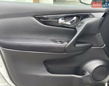 Белый Ниссан Кашкай, объемом двигателя 1.5 л и пробегом 244 тыс. км за 14999 $, фото 20 на Automoto.ua