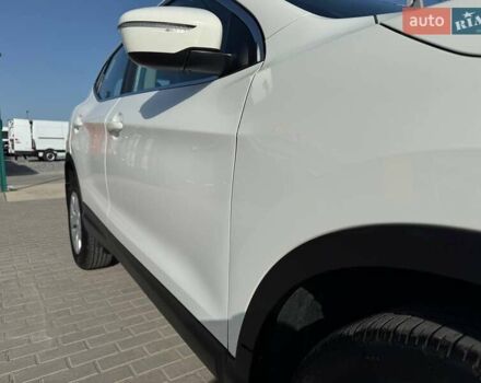 Білий Ніссан Кашкай, об'ємом двигуна 1.5 л та пробігом 143 тис. км за 14800 $, фото 15 на Automoto.ua
