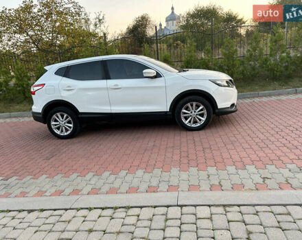 Белый Ниссан Кашкай, объемом двигателя 1.6 л и пробегом 220 тыс. км за 14999 $, фото 28 на Automoto.ua