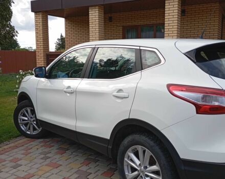 Белый Ниссан Кашкай, объемом двигателя 1.6 л и пробегом 154 тыс. км за 14300 $, фото 1 на Automoto.ua