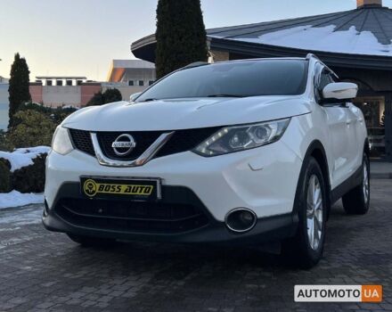 Белый Ниссан Кашкай, объемом двигателя 1.6 л и пробегом 225 тыс. км за 14600 $, фото 2 на Automoto.ua
