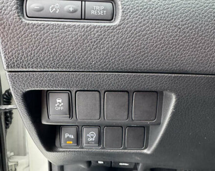 Белый Ниссан Кашкай, объемом двигателя 1.5 л и пробегом 175 тыс. км за 14999 $, фото 46 на Automoto.ua