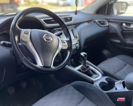 Белый Ниссан Кашкай, объемом двигателя 1.6 л и пробегом 217 тыс. км за 13900 $, фото 9 на Automoto.ua