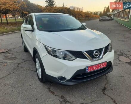 Белый Ниссан Кашкай, объемом двигателя 1.5 л и пробегом 171 тыс. км за 14800 $, фото 5 на Automoto.ua