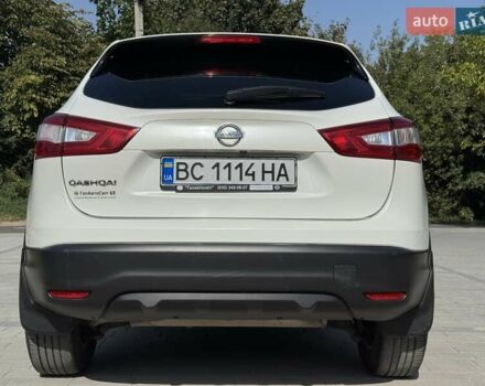 Білий Ніссан Кашкай, об'ємом двигуна 1.6 л та пробігом 233 тис. км за 13500 $, фото 4 на Automoto.ua