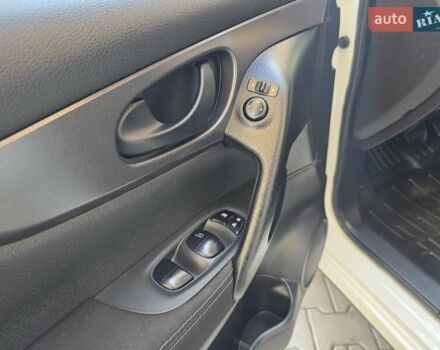 Ниссан Кашкай 2014 в Хмельницком на Automoto.ua Белый Ниссан Кашкай, объемом двигателя 2 л и пробегом 230 тыс. км за 11777 $, фото 37 на Automoto.ua