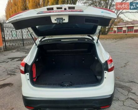 Белый Ниссан Кашкай, объемом двигателя 1.5 л и пробегом 171 тыс. км за 14800 $, фото 95 на Automoto.ua