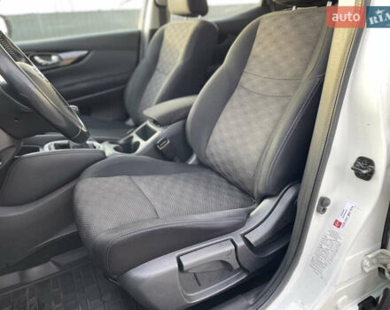 Білий Ніссан Кашкай, об'ємом двигуна 1.6 л та пробігом 238 тис. км за 13200 $, фото 31 на Automoto.ua