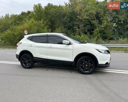 Белый Ниссан Кашкай, объемом двигателя 2 л и пробегом 230 тыс. км за 11800 $, фото 8 на Automoto.ua