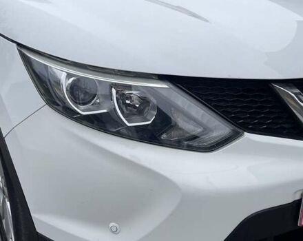 Белый Ниссан Кашкай, объемом двигателя 1.5 л и пробегом 244 тыс. км за 14999 $, фото 37 на Automoto.ua