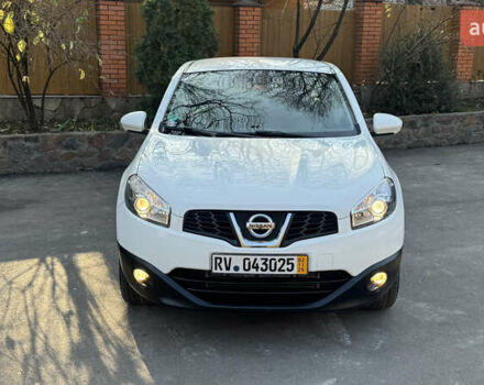 Белый Ниссан Кашкай, объемом двигателя 0 л и пробегом 165 тыс. км за 12500 $, фото 66 на Automoto.ua