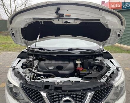 Белый Ниссан Кашкай, объемом двигателя 1.5 л и пробегом 244 тыс. км за 14999 $, фото 50 на Automoto.ua