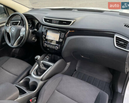 Білий Ніссан Кашкай, об'ємом двигуна 1.6 л та пробігом 238 тис. км за 13200 $, фото 41 на Automoto.ua