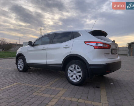 Белый Ниссан Кашкай, объемом двигателя 1.2 л и пробегом 140 тыс. км за 10850 $, фото 30 на Automoto.ua