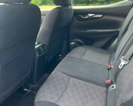 Белый Ниссан Кашкай, объемом двигателя 1.6 л и пробегом 130 тыс. км за 15200 $, фото 26 на Automoto.ua