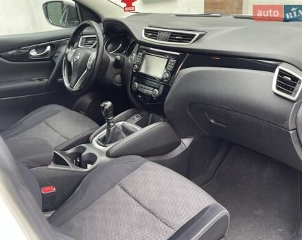 Белый Ниссан Кашкай, объемом двигателя 1.5 л и пробегом 244 тыс. км за 14999 $, фото 33 на Automoto.ua