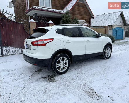 Белый Ниссан Кашкай, объемом двигателя 1.5 л и пробегом 175 тыс. км за 14999 $, фото 23 на Automoto.ua