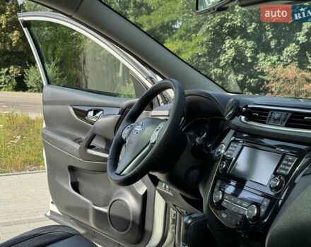 Білий Ніссан Кашкай, об'ємом двигуна 1.6 л та пробігом 233 тис. км за 13500 $, фото 13 на Automoto.ua