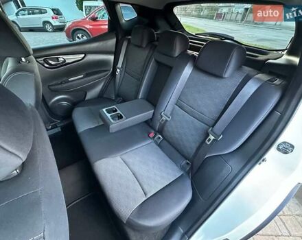 Белый Ниссан Кашкай, объемом двигателя 1.5 л и пробегом 292 тыс. км за 13899 $, фото 44 на Automoto.ua