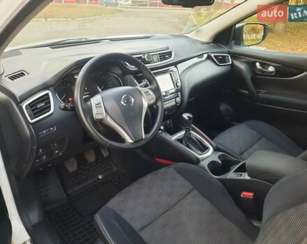 Белый Ниссан Кашкай, объемом двигателя 1.5 л и пробегом 171 тыс. км за 14800 $, фото 73 на Automoto.ua