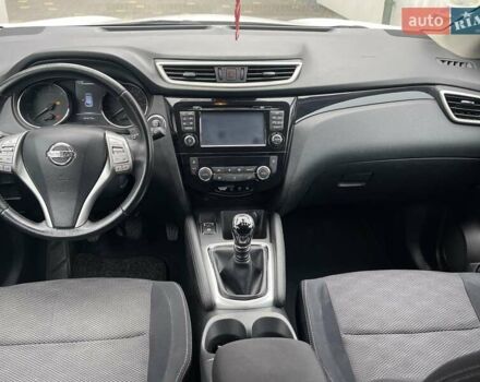Белый Ниссан Кашкай, объемом двигателя 1.5 л и пробегом 244 тыс. км за 14999 $, фото 27 на Automoto.ua
