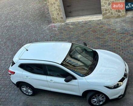 Белый Ниссан Кашкай, объемом двигателя 1.5 л и пробегом 292 тыс. км за 13899 $, фото 35 на Automoto.ua