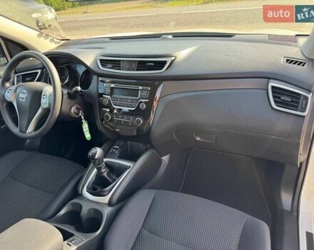 Білий Ніссан Кашкай, об'ємом двигуна 1.5 л та пробігом 143 тис. км за 14800 $, фото 44 на Automoto.ua