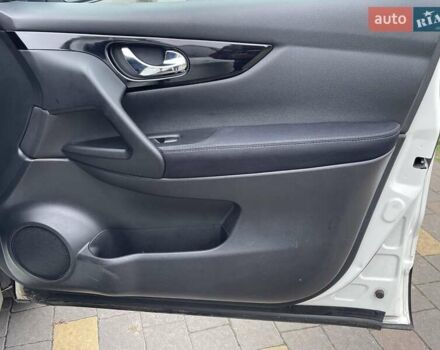 Белый Ниссан Кашкай, объемом двигателя 1.5 л и пробегом 244 тыс. км за 14999 $, фото 34 на Automoto.ua