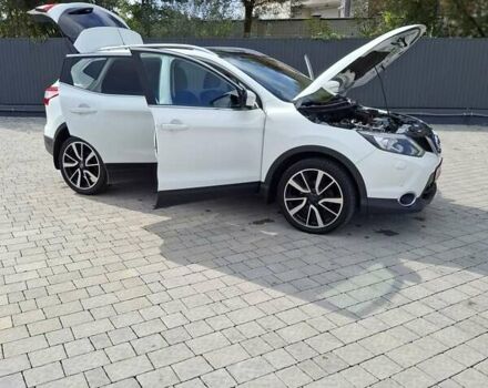 Белый Ниссан Кашкай, объемом двигателя 1.6 л и пробегом 211 тыс. км за 14600 $, фото 20 на Automoto.ua