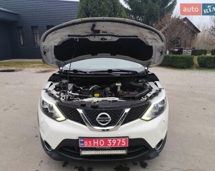 Белый Ниссан Кашкай, объемом двигателя 1.5 л и пробегом 190 тыс. км за 13990 $, фото 48 на Automoto.ua