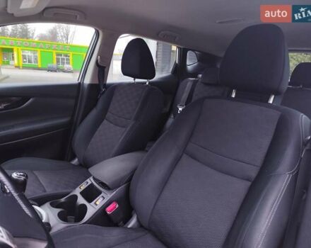 Белый Ниссан Кашкай, объемом двигателя 1.5 л и пробегом 190 тыс. км за 13990 $, фото 28 на Automoto.ua
