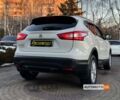 Белый Ниссан Кашкай, объемом двигателя 1.6 л и пробегом 225 тыс. км за 14600 $, фото 6 на Automoto.ua