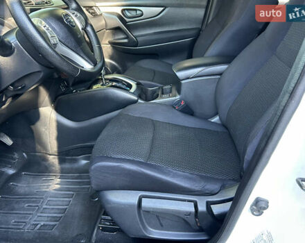 Белый Ниссан Кашкай, объемом двигателя 2 л и пробегом 230 тыс. км за 11800 $, фото 16 на Automoto.ua