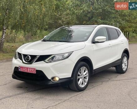 Белый Ниссан Кашкай, объемом двигателя 1.5 л и пробегом 244 тыс. км за 14900 $, фото 3 на Automoto.ua