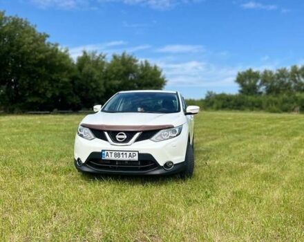 Белый Ниссан Кашкай, объемом двигателя 1.6 л и пробегом 130 тыс. км за 15200 $, фото 11 на Automoto.ua